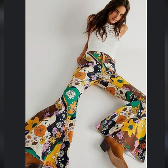 Free People Just Float On Printed Flared Jeans Size 24 Floral Sold Out Print - Picture 2 of 9